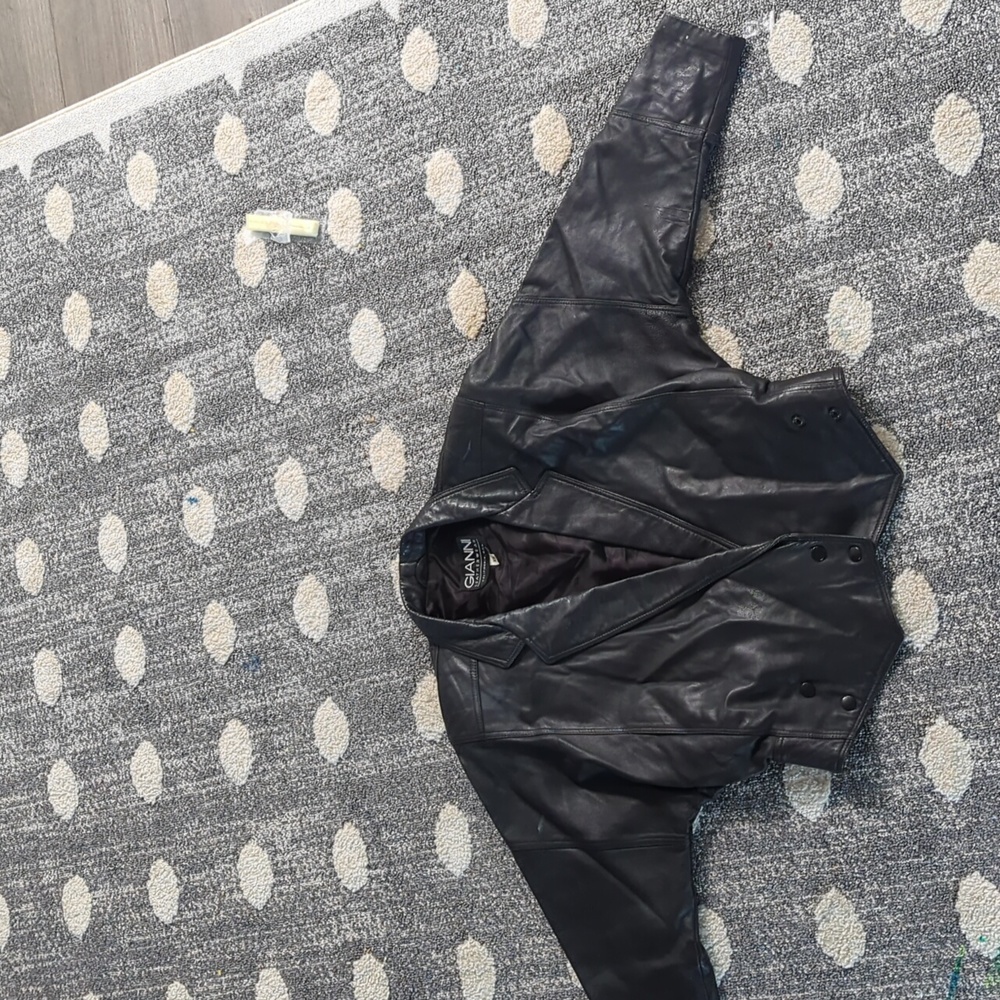 Gianni leather wear XS